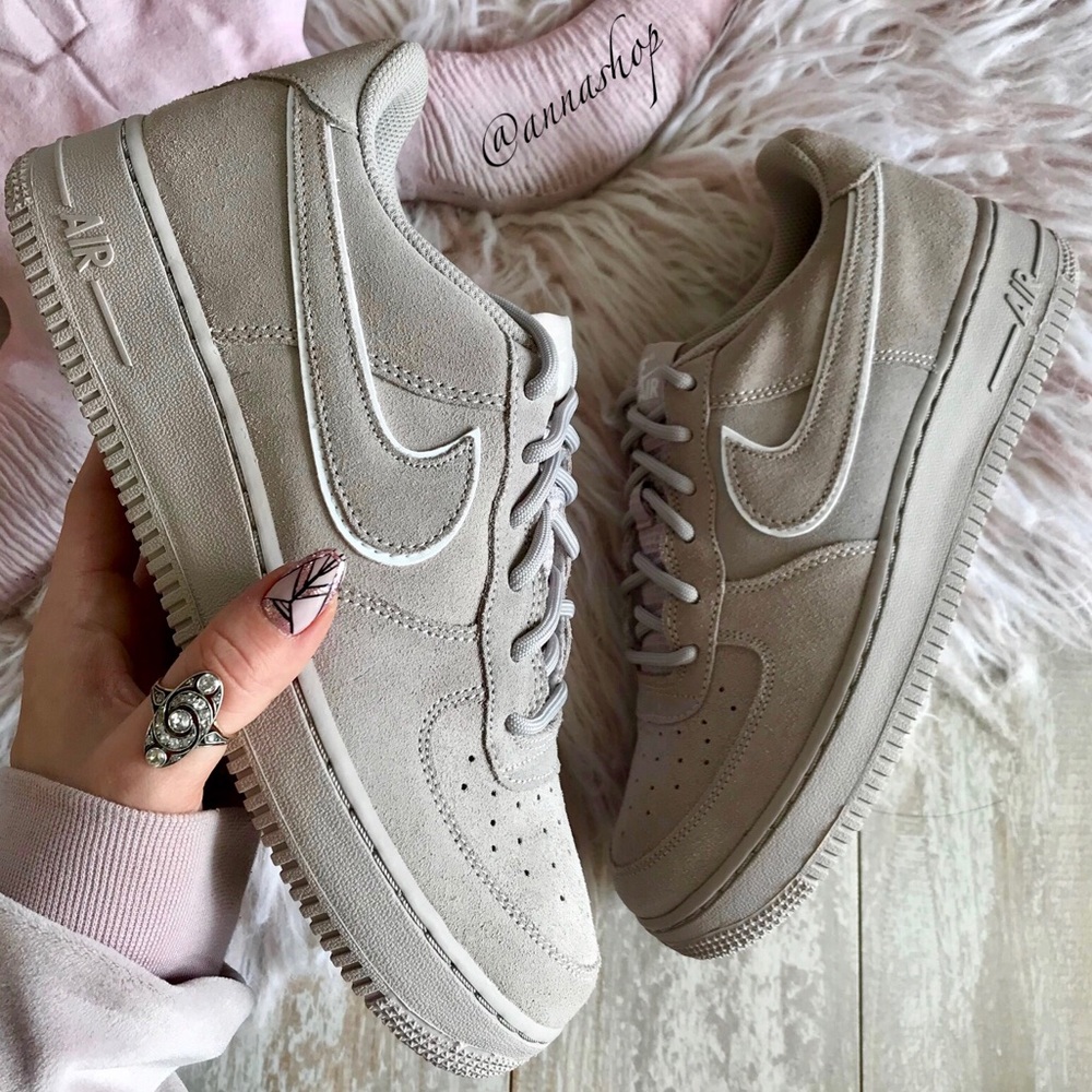 NWT Nike Air Force 1 Suede Rare - Picture 2 of 8